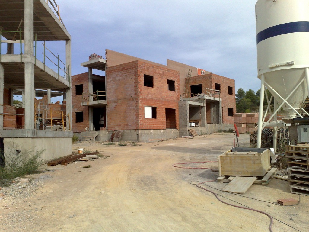 Arquitectura residencial vivienda unifamiliar pareada sercoaguas 1