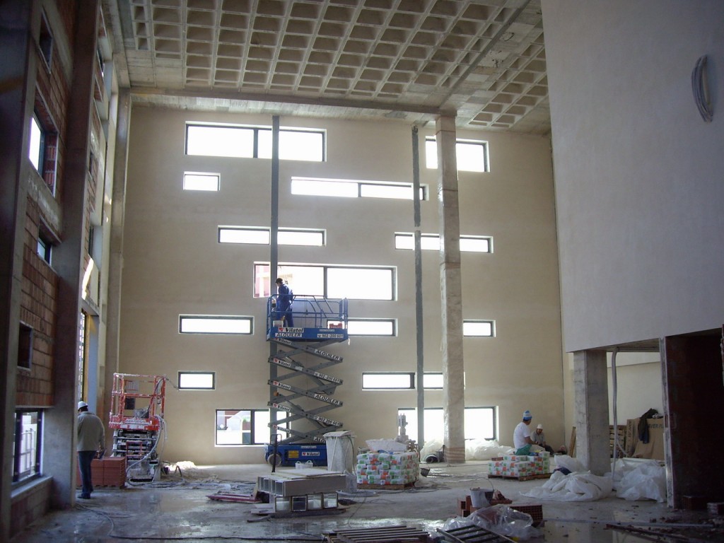 proyecto arquitectura terciaria edificio oficinas grupo Azimut 14